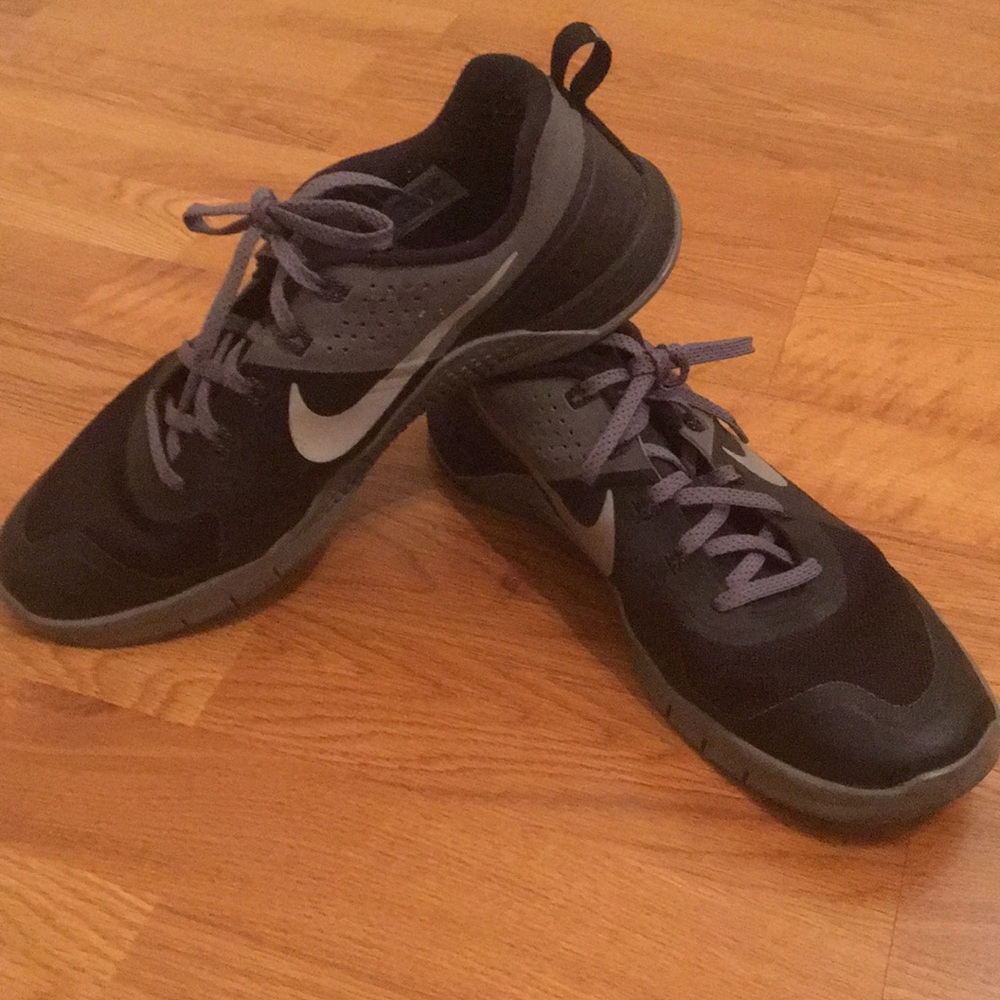 Men's NIKE FLYWIRE Sneakers - 10